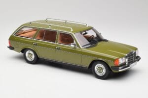 Mercedes W123 200T Cypress Groen BoS Models 1:18 BOS008 Metaal — afbeelding 4 van 6