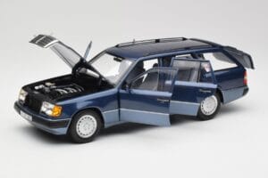 Mercedes 300D W124 T-Modell Nautical Blauw Norev 1:18 183962 Metaal — afbeelding 2 van 8