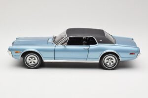 Mercury Cougar XR-7 Blauw Sun Star 1:18 1562 Metaal — afbeelding 4 van 8