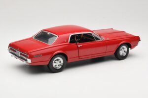 Mercury Cougar XR-7 Rood Sun Star 1:18 1541 Metaal — afbeelding 3 van 8