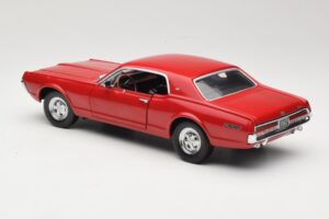 Mercury Cougar XR-7 Rood Sun Star 1:18 1541 Metaal — afbeelding 7 van 8