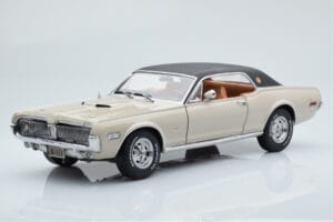 Mercury Cougar XR7-G Fawn Sun Star 1:18 1572 Metaal