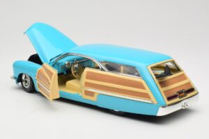 Mercury Merc Woodie Blauw Hot Wheels 1:18 27806 Metaal — afbeelding 5 van 8