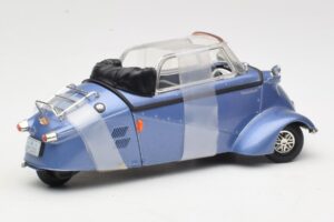Messerschmitt KR200 Blauw Revell 1:18 08944 Metaal — afbeelding 2 van 6