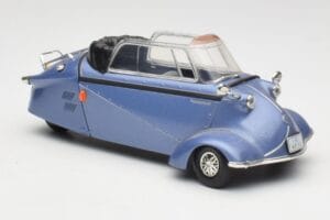 Messerschmitt KR201 Roadster Blauw Revell 1:18 08966 Metaal — afbeelding 6 van 8