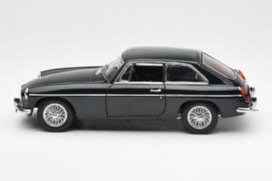 MGB GT Mk2 Coupe Racing Groen AUTOart 1:18 76602 Metaal — afbeelding 4 van 8