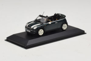 Mini Cooper Cabriolet Groen Met Witte Streep Minichamps 1:43 80420309093-R1 Metaal — afbeelding 2 van 5