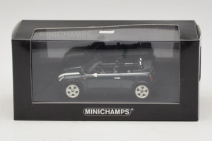 Mini Cooper Cabriolet Groen Met Witte Streep Minichamps 1:43 80420309093-R1 Metaal — afbeelding 5 van 5