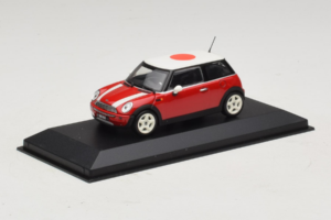 Mini Cooper Rood Met Japanse Vlag Minichamps 1:43 80420309024-R1 Metaal — afbeelding 2 van 5