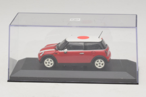 Mini Cooper Rood Met Japanse Vlag Minichamps 1:43 80420309024-R1 Metaal — afbeelding 4 van 5