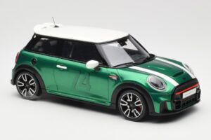MINI Cooper F56 JCW British Racing Groen Otto 1:18 OT1098 Hars — afbeelding 4 van 6