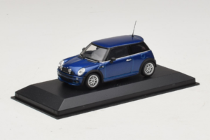 Mini Cooper One R50 Aero Blauw Minichamps 1:43 431138270 Metaal — afbeelding 2 van 4