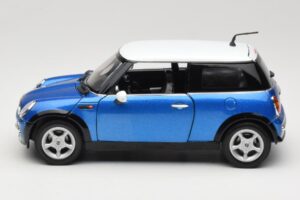 Mini Cooper R50 Blauw met Wit Dak Mondo Motors 1:18 MINI004 Metaal — afbeelding 4 van 8