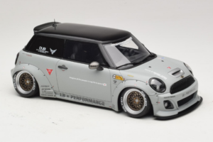 Mini Cooper R56 LB Works LB Nation Otto 1:18 OT1212 Hars — afbeelding 4 van 6