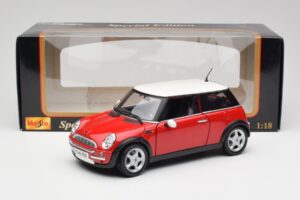 Mini Cooper R50 Rood Maisto 1:18 31619 Metaal — afbeelding 2 van 8