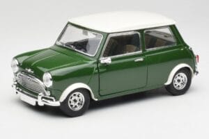 Mini Cooper S British Racing Groen & Old English Wit Solido 1:18 8021 Metaal