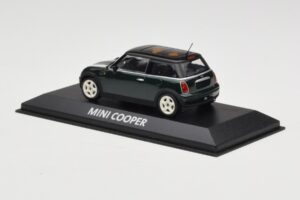 Mini Cooper S R53 Groen Met Strepen Minichamps 1:43 MINI006 Metaal — afbeelding 3 van 4