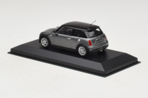 Mini Cooper S Grey Metallic Minichamps 1:43 80420148551-R1 Metaal — afbeelding 3 van 4