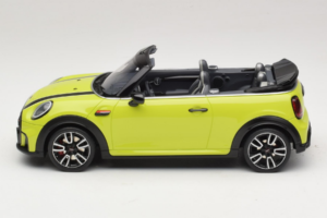 Mini JCW Cabrio F57 Zesty Yellow C5H Otto 1:18 OT1303 Hars — afbeelding 3 van 6