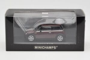 Mini One R50 Donkerrood Met Zwart Dak Minichamps 1:43 MINI008 Metaal — afbeelding 4 van 5
