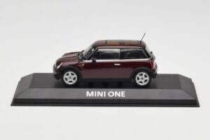 Mini One R50 Donkerrood Met Zwart Dak Minichamps 1:43 MINI008 Metaal