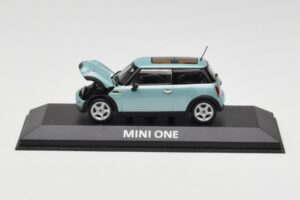 Mini One R50 Lichtgroen Met Lichtgroen Dak Minichamps 1:43 MINI003 Metaal