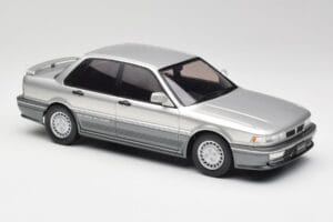 Mitsubishi Galant VR-4 Zilver IXO 1:18 18CMC191 Metaal — afbeelding 4 van 6
