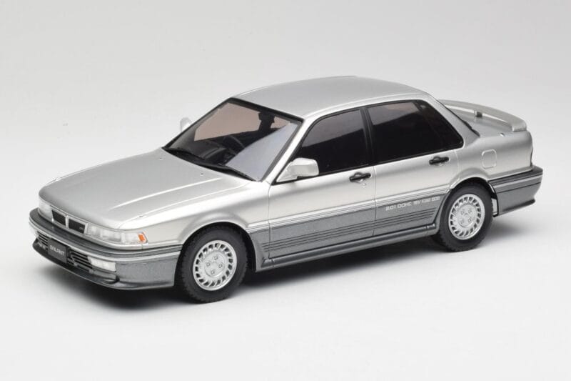 Mitsubishi Galant VR-4 Zilver IXO 1:18 18CMC191 Metaal