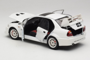 Mitsubishi Lancer Evo VI Tommi Makinen Edition Wit AUTOart 1:18 77157 Metaal — afbeelding 5 van 8