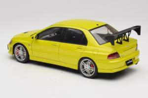 Mitsubishi Lancer Evo VII Mustard Yellow AUTOart 1:18 77166 Metaal — afbeelding 5 van 8