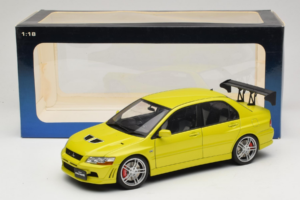 Mitsubishi Lancer Evo VII Mustard Yellow AUTOart 1:18 77166 Metaal — afbeelding 8 van 8