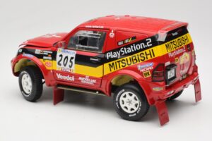 Mitsubishi Pajero Rallye Raid #205 Paris-Dakar Rally 2001 Solido 1:18 9022 Metaal — afbeelding 7 van 8