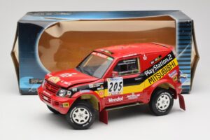 Mitsubishi Pajero Rallye Raid #205 Paris-Dakar Rally 2001 Solido 1:18 9022 Metaal — afbeelding 8 van 8