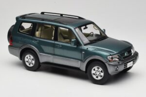 Mitsubishi Pajero V73 Groen YC Model 1:18 241218040101010215 Metaal — afbeelding 6 van 8