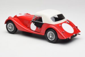 Morgan 4/4 Plus Competition Hardtop Rood Kyosho 1:18 08114R Metaal — afbeelding 7 van 8