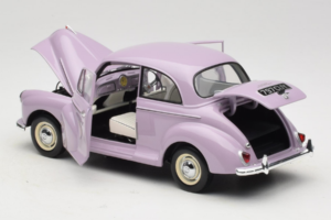 Morris Minor Million Roze Minichamps 1:18 150137001 Metaal — afbeelding 4 van 7