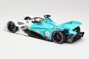 NIO 004 Team NIO #8 T. Dillmann Formula E Season 5 2019 Minichamps 1:18 114180008 Metaal — afbeelding 5 van 6