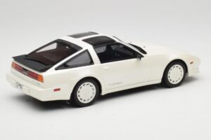 Nissan 300ZX Turbo Z31 Shiro Edition White Pearl Otto 1:18 OT1181 Hars — afbeelding 2 van 6