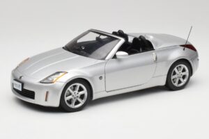 Nissan 350Z Z33 Roadster Diamond Zilver AUTOart 1:18 77371 Metaal