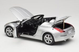 Nissan 350Z Z33 Roadster Diamond Zilver AUTOart 1:18 77371 Metaal — afbeelding 5 van 8