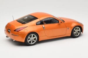 Nissan 350Z Z33 Sunset Orange AUTOart 1:18 77312 Metaal — afbeelding 3 van 8