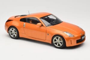 Nissan 350Z Z33 Sunset Orange AUTOart 1:18 77312 Metaal — afbeelding 6 van 8