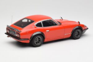 Nissan Fairlady 240ZG Rood Otto 1:18 OT457 Hars — afbeelding 2 van 6
