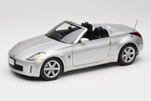 Nissan Fairlady Z Z33 Roadster Diamond Silver AUTOart 1:18 77376 Metaal