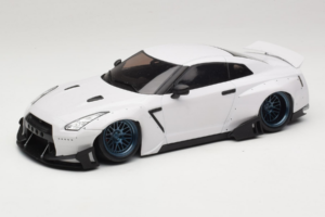 Nissan GT-R R35 Boost Wars 2 Wit Jp Kraemo 1:18 KRAEMO001 Metaal — afbeelding 2 van 7