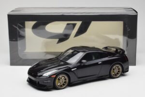 Nissan GT-R R35 Takumi Edition Midnight Purple GT Spirit 1:18 GT932 Hars — afbeelding 6 van 6