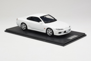 Nissan Silvia S15 Spec-S Wit Cracked Plexi One Model 1:18 REMC034 Metaal — afbeelding 4 van 7