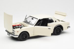Nissan Skyline 2000 GT-R KPGC110 Wit Kyosho 1:18 08127W Metaal — afbeelding 2 van 8