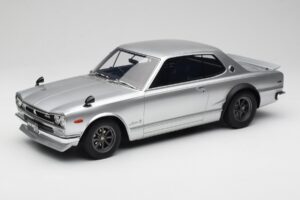 Nissan Skyline C10 2000 GT-R Zilver Otto 1:12 G094 Hars