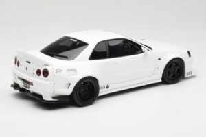 Nissan Skyline GT-R BNR34 by KRC Pearl White Otto 1:18 OT1135 Hars — afbeelding 2 van 6